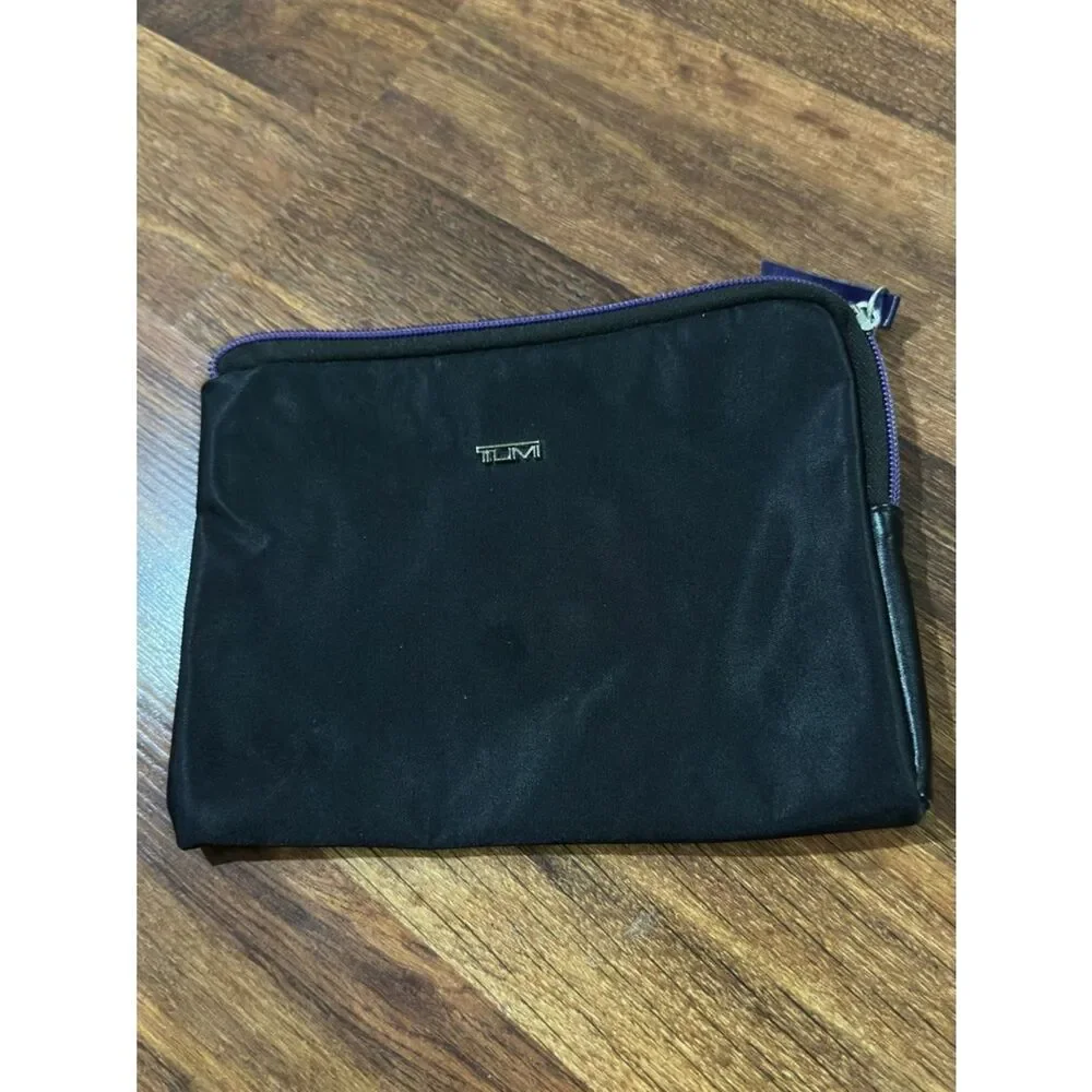 Tumi Black Nylon Toiletry Pouch l